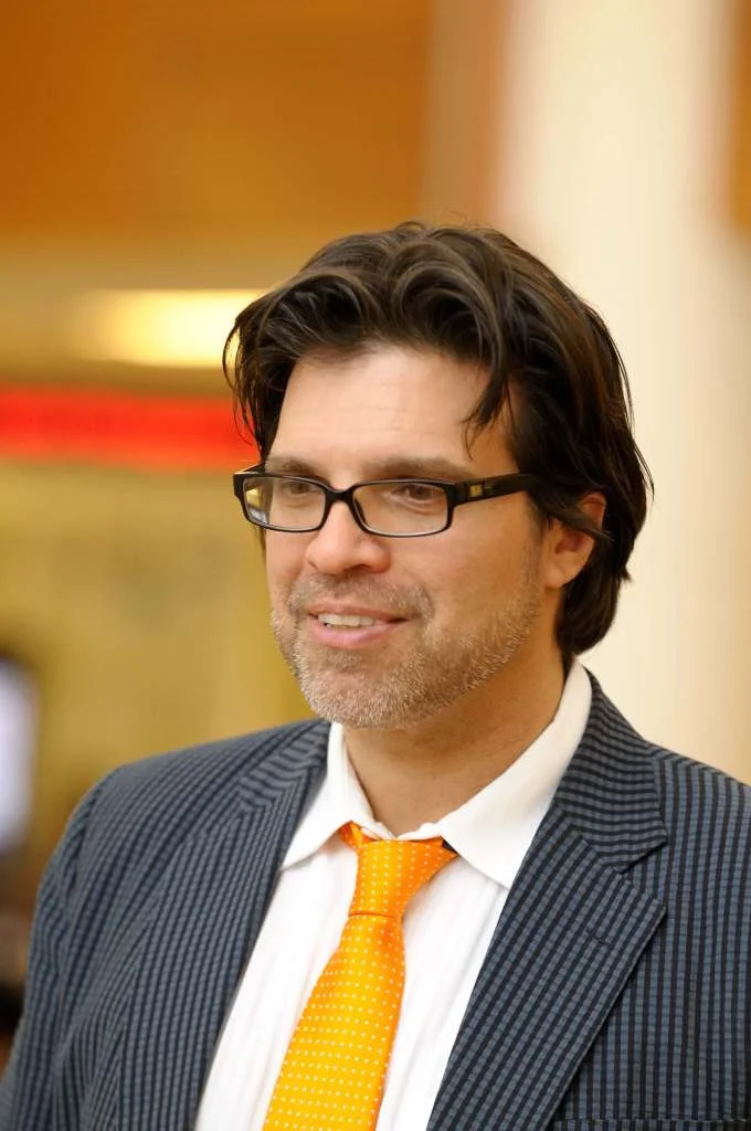 Dr. Aric Rindfleisch